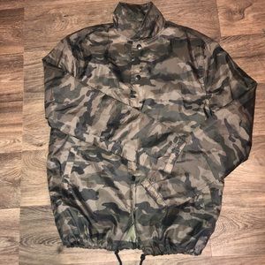 Men’s windbreaker